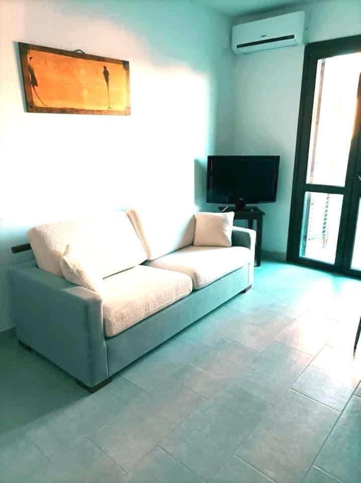Casa Vacanze Federica Villa กาญารี ภายนอก รูปภาพ