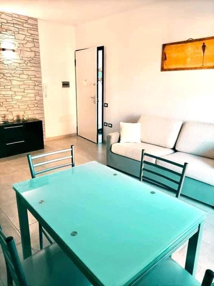 Casa Vacanze Federica Villa กาญารี ภายนอก รูปภาพ